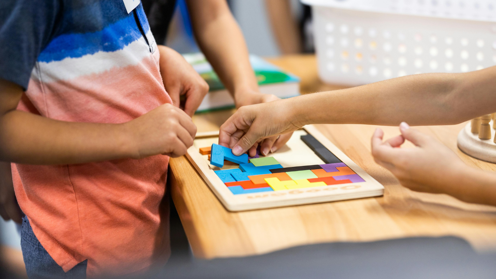 רעיונות למשחקים לילדים בבית