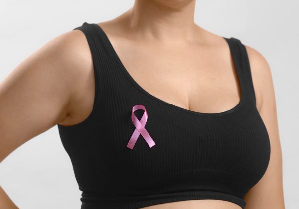 גילוי מוקדם מציל חיים: הכול על בדיקת סרטן השד