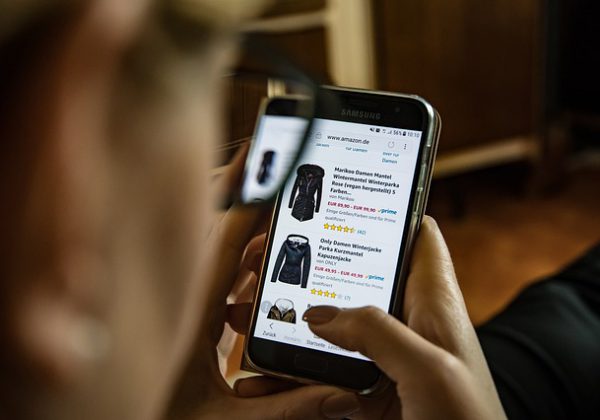 איך אפשר למצוא בגדים באינטרנט בזול?